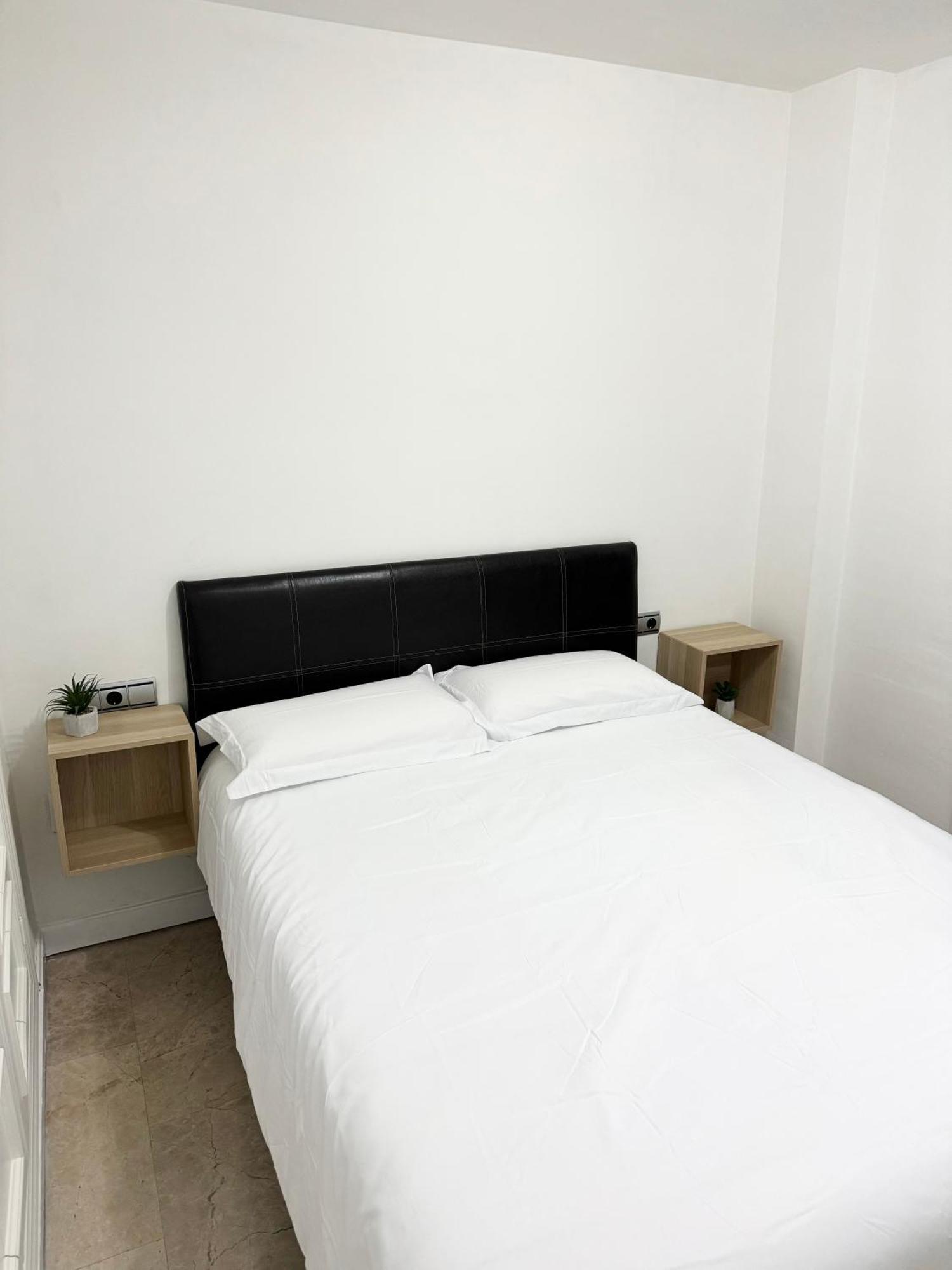 Alojamiento Bruckner Malaga Exterior photo